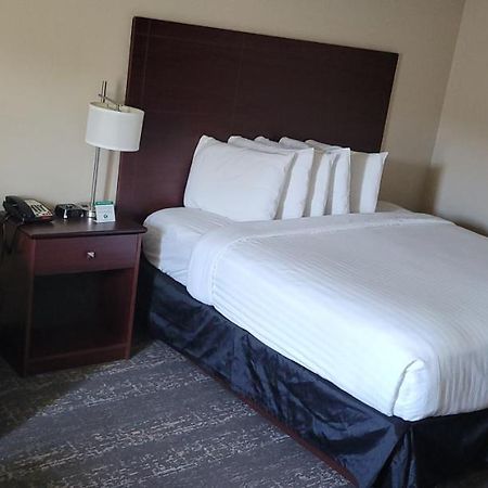 Boarders Inn & Suites By Cobblestone Hotels - Broken Bow Exterior foto