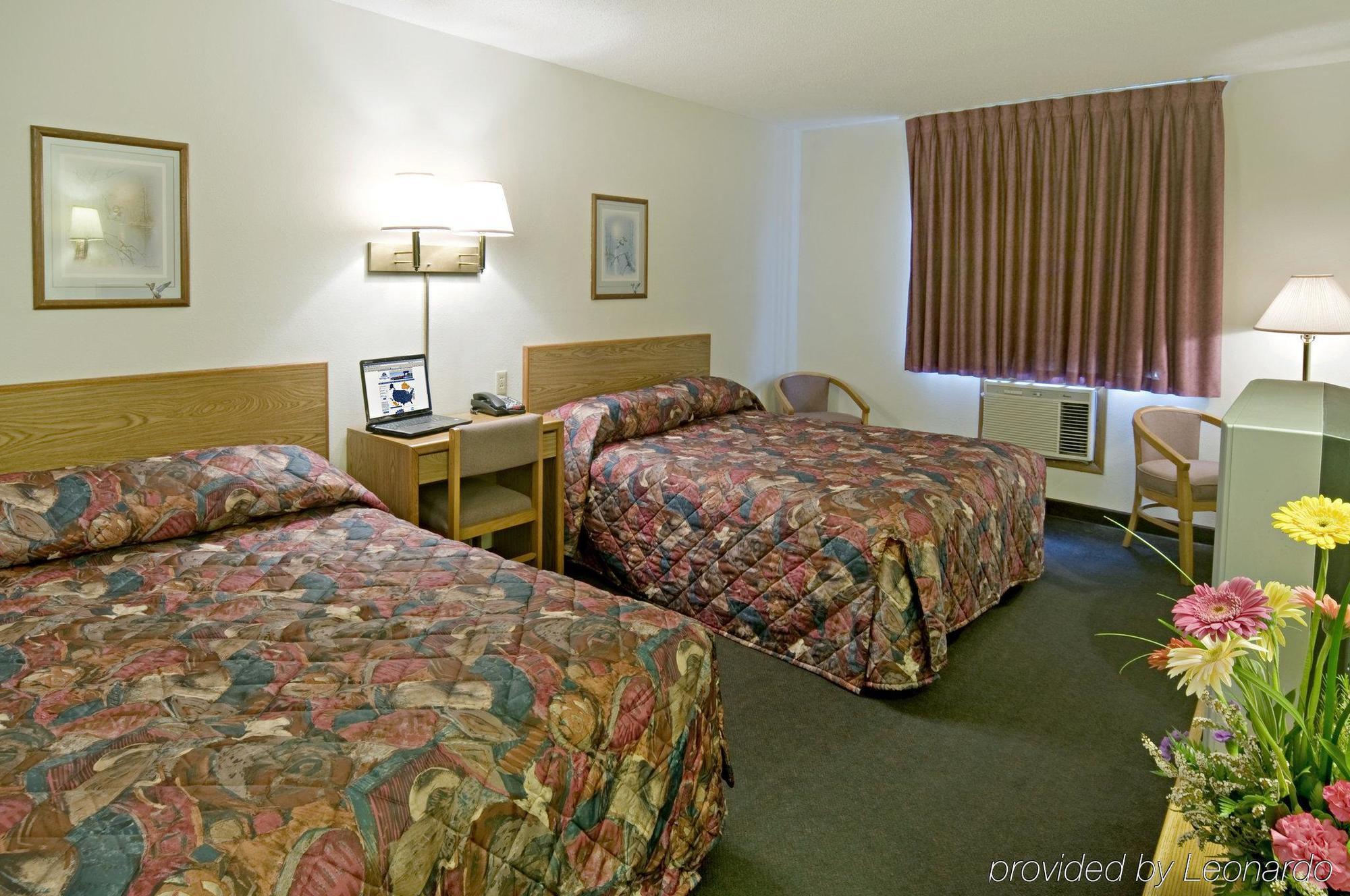 Boarders Inn & Suites By Cobblestone Hotels - Broken Bow Quarto foto